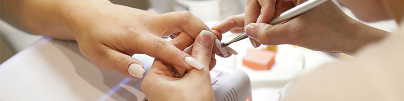 Поставщик гель-лаков для ногтей без HEMA и ТPО: мы можем предоставить образцы и провести тестирование продукции для ногтей | Susansay