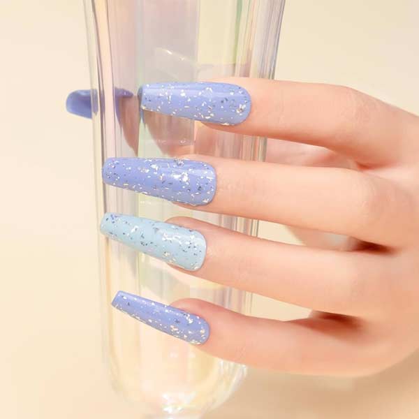 Susansay предлагает блестки, лаки разной консистенции и разноцветные базовые покрытия в больших объемах | Susansay